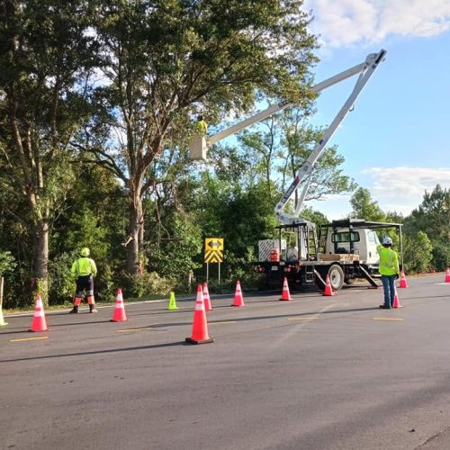 Fairhope, AL - pruning for red light installation
