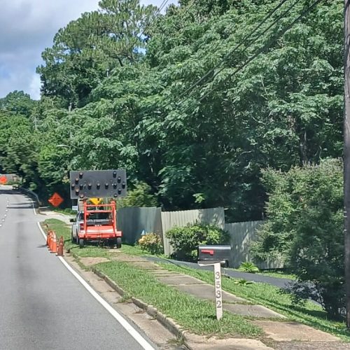 Mobile, AL - Springhill Avenue - city work - pruning the entire street